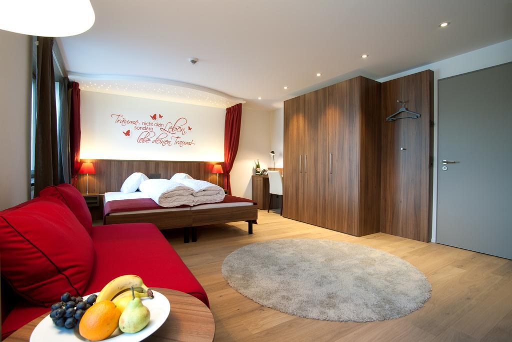 Seehotel Delphin Meisterschwanden Rum bild