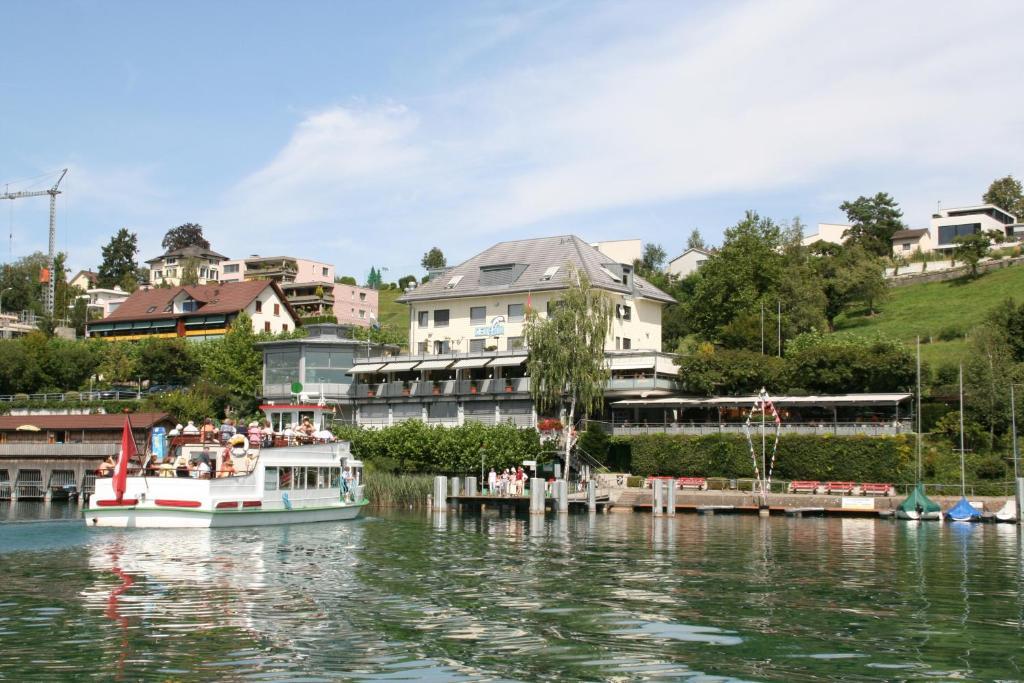 Seehotel Delphin Meisterschwanden Exteriör bild