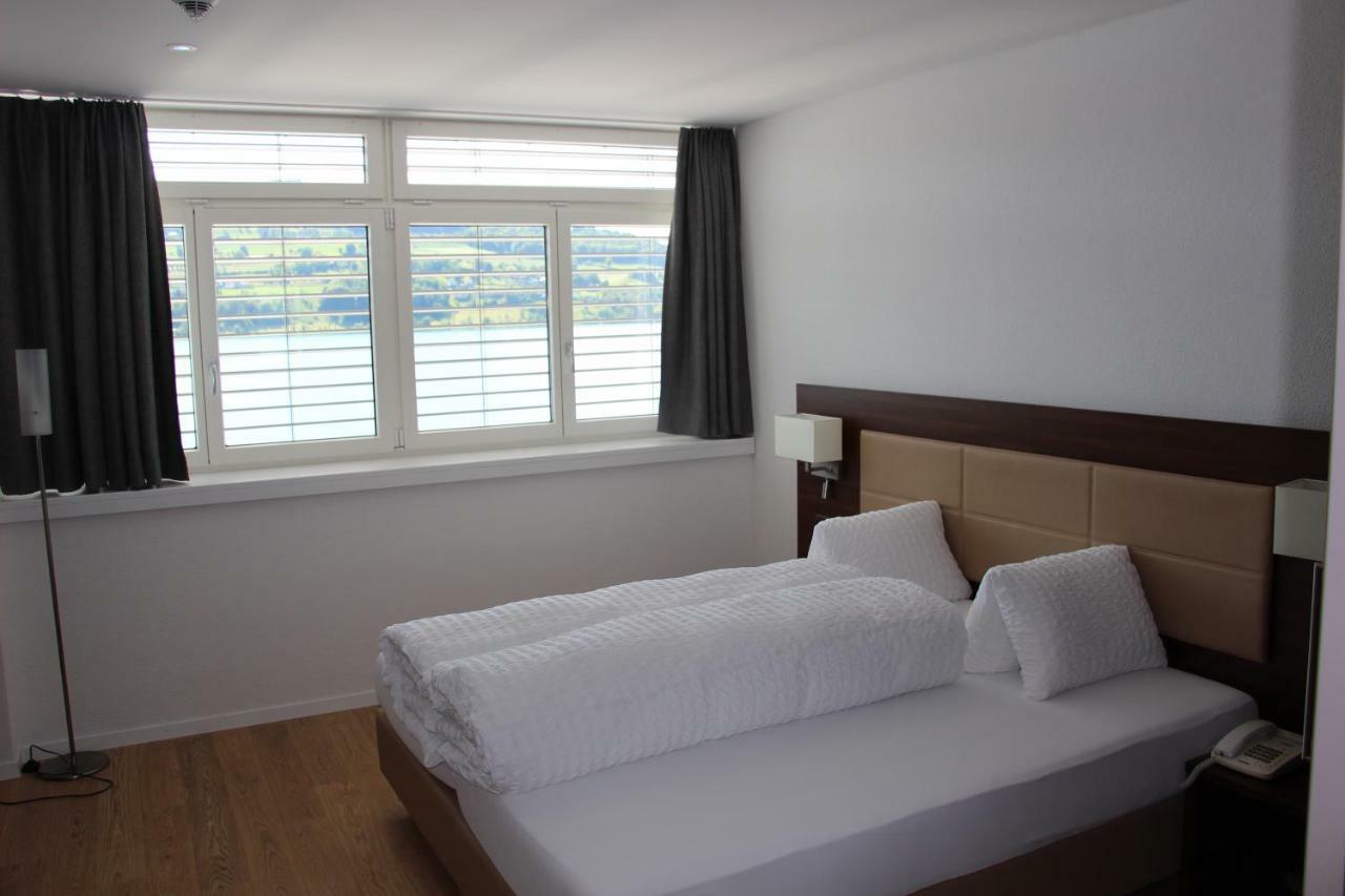 Seehotel Delphin Meisterschwanden Exteriör bild