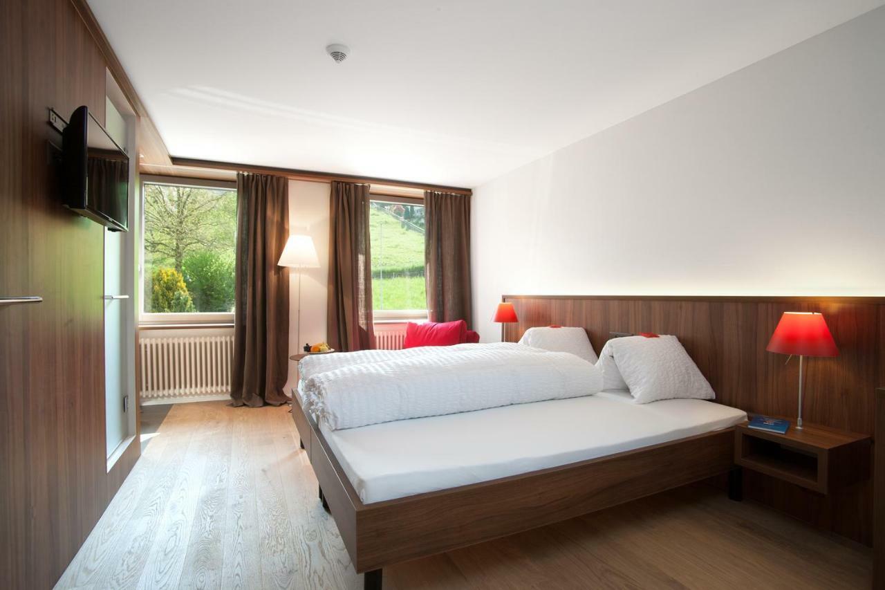 Seehotel Delphin Meisterschwanden Exteriör bild